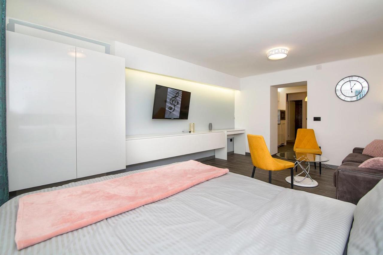 City Center Apartment Belgrado Exterior foto