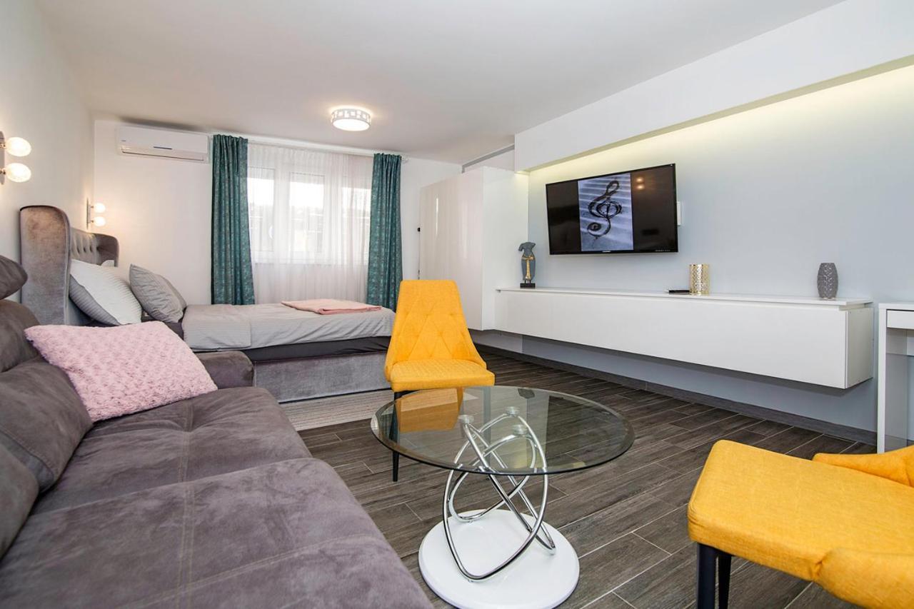 City Center Apartment Belgrado Exterior foto